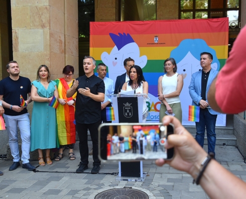 Detalle del acto institucional por el Orgullo 2023