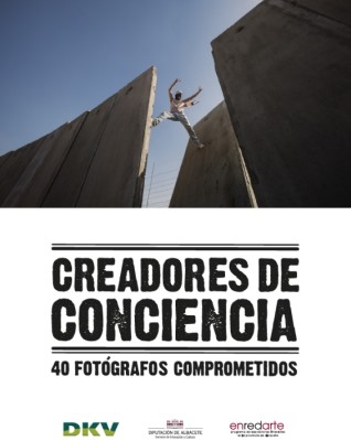 Exposición 'Creadores de conciencia. 40 fotógrafos comprometidos'. DKV Obra social.
