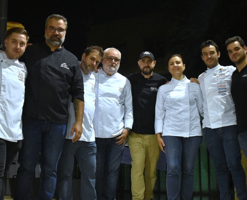 Imagen del equipo de cocina encargado de la II Cena Gastronómica del Saxosones 2023 de Cenizate