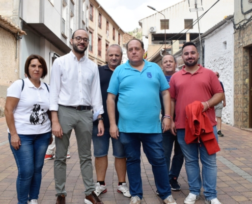 Fran Valera asiste a los tradicionales encierros de Aýna en el marco de sus fiestas patronales