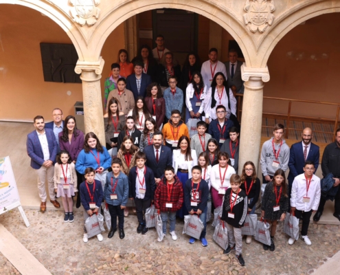 La IX Gala Provincial de la Música de la Diputación de Albacete reconoce desde Almansa a más de 30 alumnos y alumnas de toda la provincia y a l ...