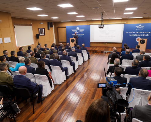 Sala de conferencias en el Ejercicio BACSI