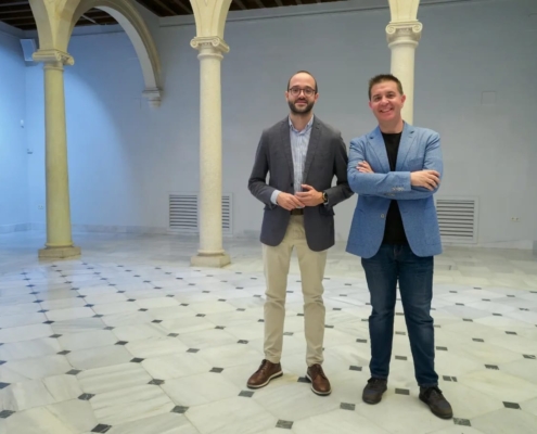 El presidente y el vicepresidente provinciales en el Claustro del CC La Asunción de la Diputación de Albacete