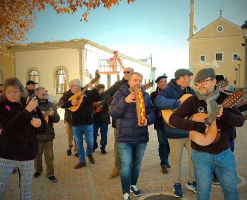 XXII Encuentro de Aguilanderos en Fuensanta tocando por las calles