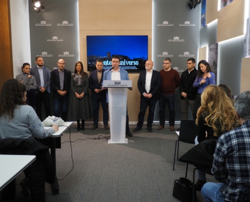 El presidente provincial, Santi Cabañero, mientras habla en la presentación