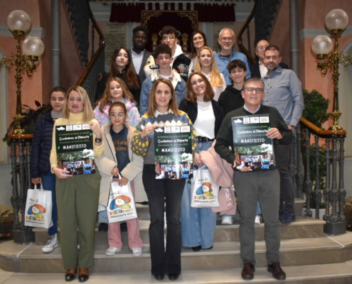 La Diputación de Albacete se suma al manifiesto de la VI CONFINT estatal ‘Cuidemos el planeta’ de la mano de los y las jóvenes que conforman ...