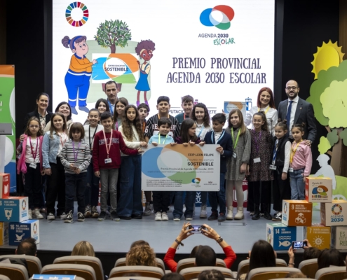 Entrega del Premio al CEIP León Felipe