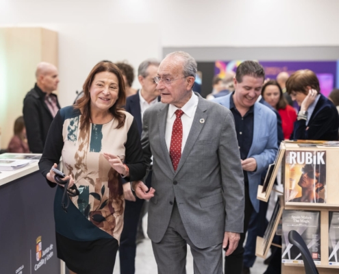 Visitando el Área de Industria del MAFIZ junto al alcalde de Malaga