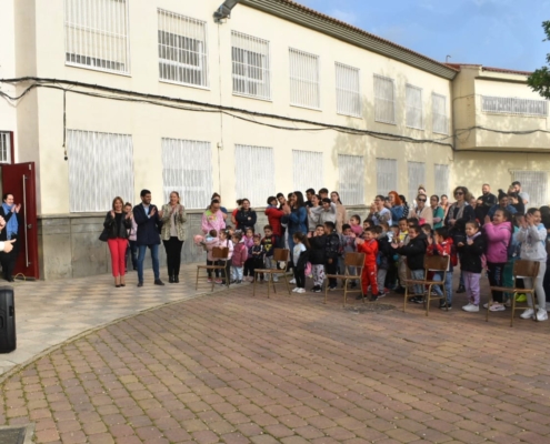 José González acompaña a la Comunidad Educativa del colegio ‘El Ave María’ de Albacete en su celebración del Día Internacional del Puebl ...