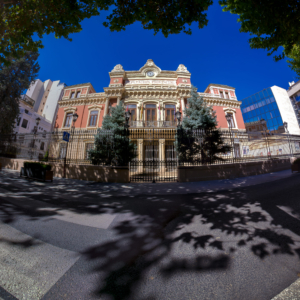 Imagen del Palacio de la Diputación de Albacete vista frontal