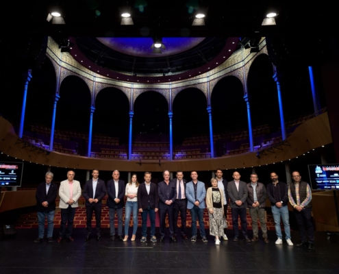 Foto de familia en la presentación de la 43ª Gala Nacional del Deporte en el Teatro Circo de Albacete