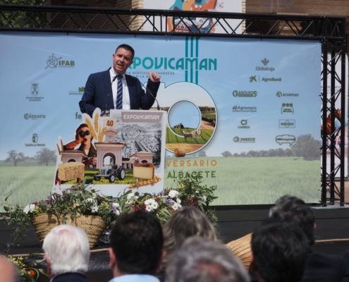 El presidente provincial en su turno de palabra en la apertura de Expovicaman