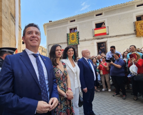 Cabañero califica a las Alfombras de Serrín de Elche de la Sierra como un referente internacional del arte efímero digno de ser Patrimonio Inma ...