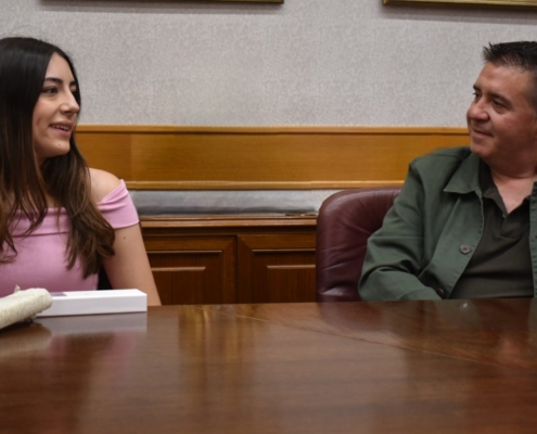 Encuentro con la alumna del IES de Caudete que ha participado ante el Consejo Europeo