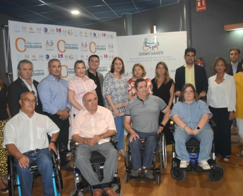 Cabañero tiende la mano de la Diputación de Albacete a C-LM Inclusiva Cocemfe para continuar fortaleciendo el ‘Estado Social’