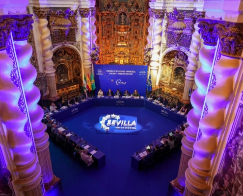 Cabañero asiste en Sevilla a la reunión de la Comisión de Diputaciones de la FEMP, que ha ahondado en el proyecto de OJM cuya experiencia pilot ...