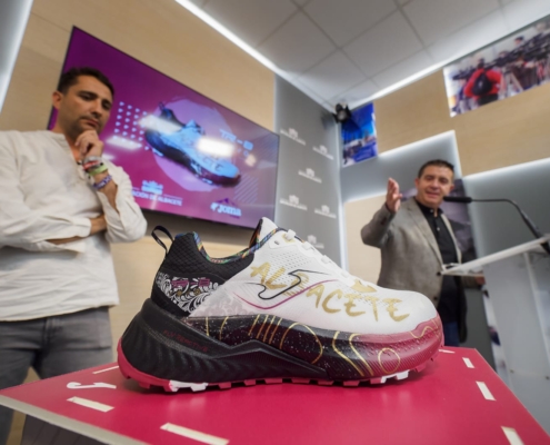 La Diputación de Albacete y Joma presentan una zapatilla de edición especial para los Circuitos Deportivos Provinciales