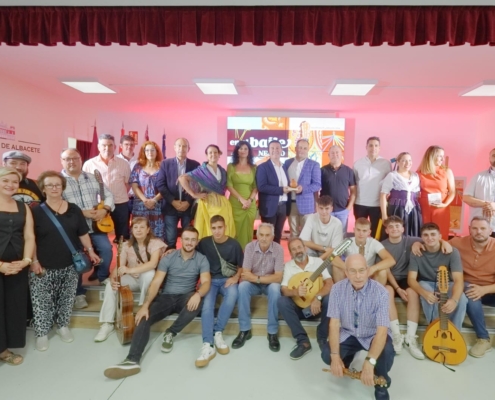 Las Cuadrillas de Nerpio llenan de tradición y folclore la Feria de Albacete en uno de sus días más especiales de la mano de la Diputación