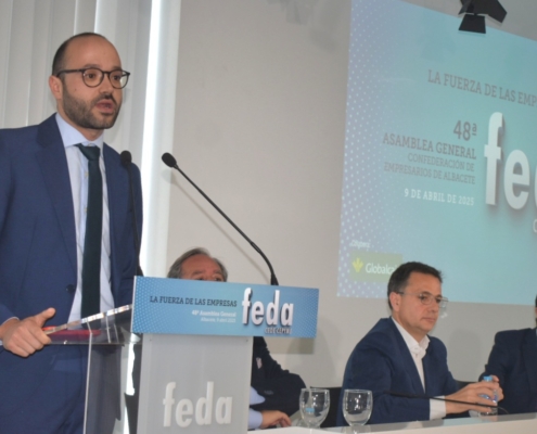 Valera tiende la mano de la Diputaci&oacute;n de Albacete a FEDA  para seguir trabajando en pro del desarrollo econ&oacute;mico de la provincia &ldquo;d&aacute;ndole va ...