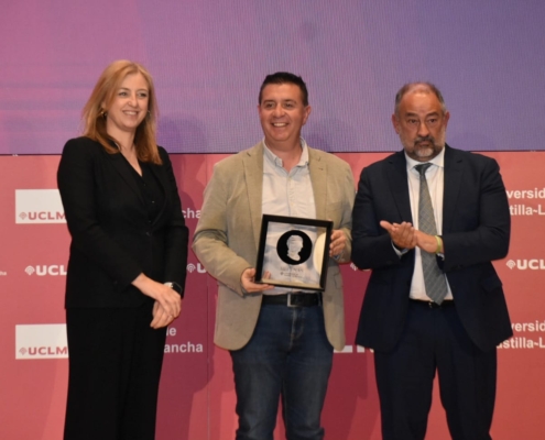 La Diputación de Albacete, reconocida por su compromiso con la UCLM en un acto de homenaje a las entidades mecenas