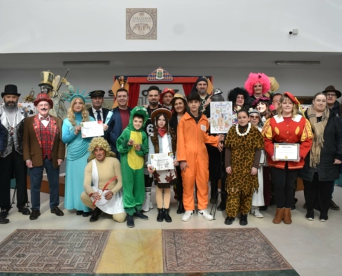Caba&ntilde;ero felicita a Tarazona de la Mancha por &ldquo;uno de los Carnavales m&aacute;s divertidos, participativos y creativos de toda Espa&ntilde;a&rdquo;