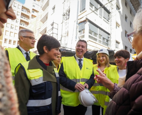 Caba&ntilde;ero apela al papel de los ayuntamientos en la pol&iacute;tica de vivienda y pone en valor &lsquo;La Pajarita&rsquo; como referente nacional de rehabilitaci&oacute;n