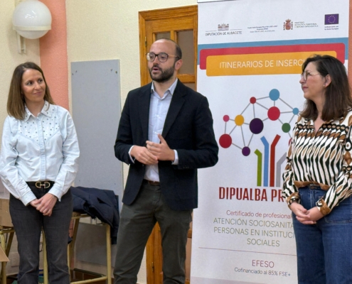 Fran Valera inaugura en Tobarra el curso de Atenci&oacute;n Sociosanitaria de Dipualba Protege II con 18 participantes de la comarca