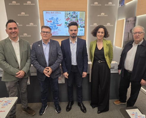 La Fiesta del Libro de Albacete celebra su 18&ordf; edici&oacute;n con m&aacute;s de un centenar de actividades para promocionar la lectura y acercar los libros a ...