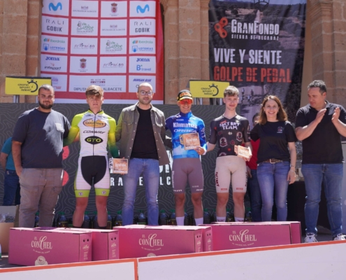 Fin de semana hist&oacute;rico en Alcaraz: &eacute;xito rotundo del Campeonato de Espa&ntilde;a de Gravel y la Gran Fondo Sierra de Alcaraz con m&aacute;s de 1.300 partic ...
