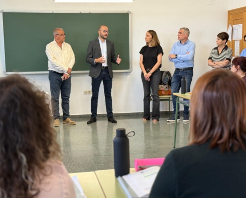 Cerca de una veintena de personas ya se forman en Munera en Atenci&oacute;n Sociosanitaria de la mano del Dipualba Protege II