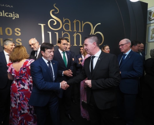La Diputaci&oacute;n de Albacete pone en valor al empresariado cuchillero y reclama certezas para las empresas en la gala de los Premios San Juan de FEDA