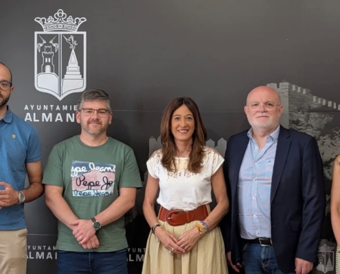 Valera destaca en Almansa la colaboraci&oacute;n institucional como clave para seguir reforzando la atenci&oacute;n a las personas mayores y dependientes