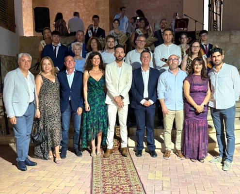 Caba&ntilde;ero acompa&ntilde;a a los vecinos y vecinas de Motilleja en el inicio de sus fiestas patronales, reafirmando el compromiso de la Diputaci&oacute;n con l ...