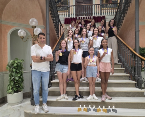 Sancha recibe al Club de Gimnasia R&iacute;tmica y Est&eacute;tica de Chinchilla tras su brillante papel en el Campeonato de Espa&ntilde;a