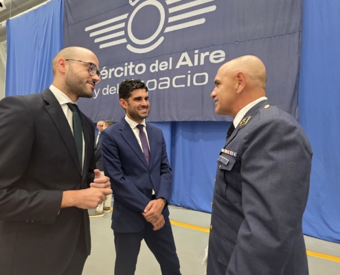 Valera y Gonz&aacute;lez reiteran el apoyo de la Diputaci&oacute;n a la Maestranza A&eacute;rea de Albacete en la toma de posesi&oacute;n del coronel Guil