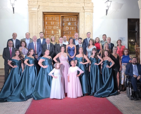Barrax arranca sus fiestas de San Roque con el Toro de Fuego, Carmen Quintanilla como pregonera y el respaldo institucional del presidente de la D ...