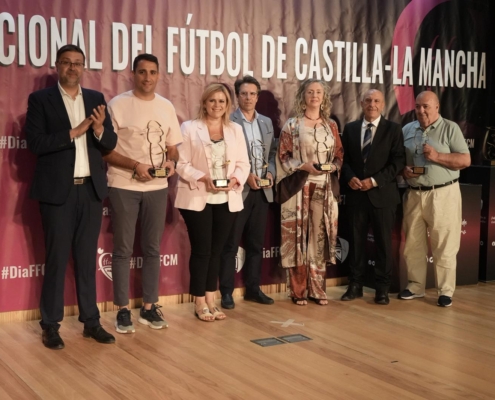 La Diputaci&oacute;n de Albacete recibe el reconocimiento de la Federaci&oacute;n de F&uacute;tbol de Castilla-La Mancha a su compromiso con el deporte provincial