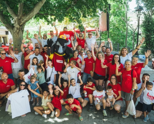 Toro Pi&ntilde;&oacute;n conquista a m&aacute;s de 1.500 peque&ntilde;os &lsquo;gregarios&rsquo; para llenar de ilusi&oacute;n la etapa de La Vuelta por la Sierra de Albacete