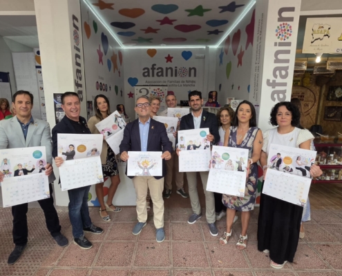 Caba&ntilde;ero anima a hacer que la &lsquo;Sinfon&iacute;a Afanion&rsquo; &ldquo;suene hasta en el &uacute;ltimo rinc&oacute;n de la provincia&rdquo; comprando su calendario solidario 2027