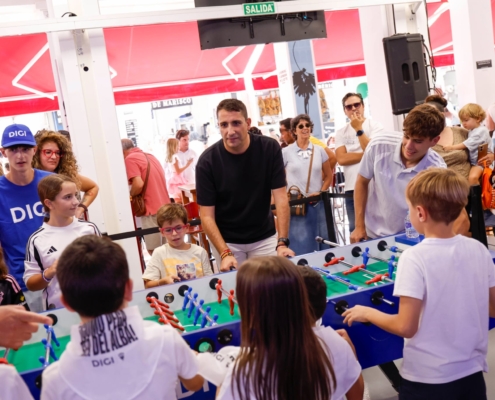 El stand de la Diputaci&oacute;n vuelve a ponerse en &lsquo;modo Alba&rsquo; con DIGI y los jugadores Javi Moreno, Pacheco, Diego Rodr&iacute;guez y Tom&aacute;s Ingl&eacute;s