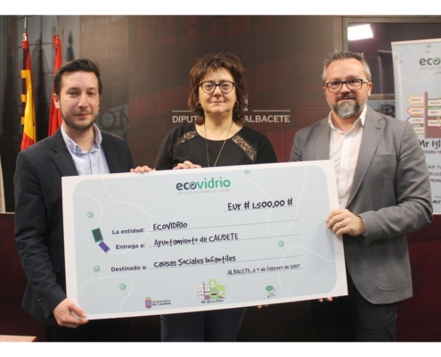 El ayuntamiento de Caudete gana el premio de reciclaje de vidrio de la campaña “Mr. iglú en ruta”