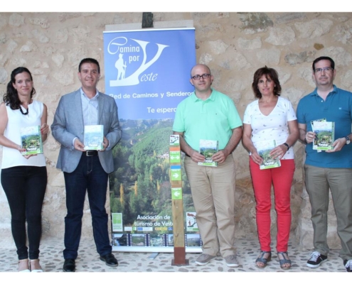 Cabañero anuncia una campaña de Diputación de promoción turística de la Sierra del Segura en la presentación del proyecto “Camina por Yeste”