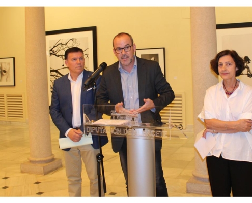 Inauguración de la exposición “La Naturaleza de las cosas”, de Chema Madoz, en el Centro Cultural La  Asunción