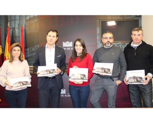 Presentación del libro sobre la obra del arquitecto caudetano: "El legado arquitectónico de Francisco Albalat"