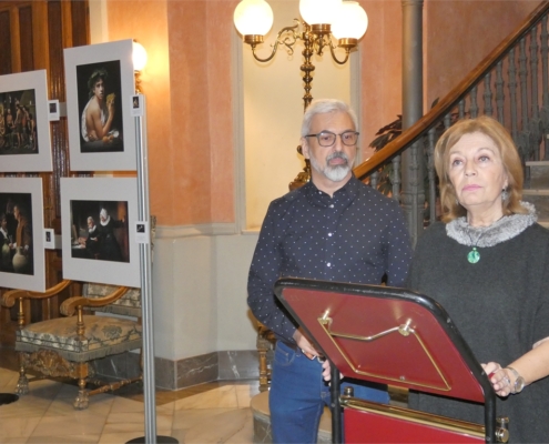 El Palacio de la Diputación alberga la exposición fotográfica "Un paseo por los clásicos", de Vicente Esteban