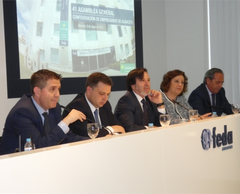 Cabañero insta a que se dé un "impulso definitivo" a proyectos como las autovías de Linares o Cuenca