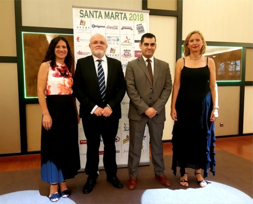 La diputada de Turismo, Raquel Ruiz, arropa a los hosteleros de la provincia en la celebración de santa Marta