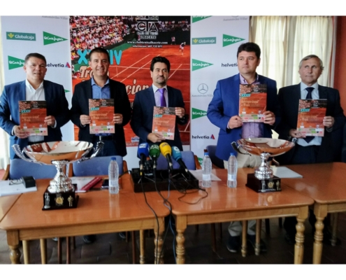 Santiago Cabañero reitera el apoyo de la Diputación al Club de Tenis durante la presentación del XXXIV Trofeo Internacional Ciudad de Albacete