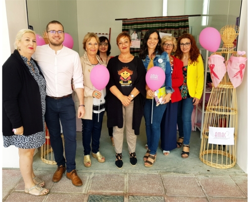 Las diputadas provinciales Raquel Ruiz y Nieves García visitan varios stands de Asociaciones y colectivos presentes en el Recinto Ferial de Albacete