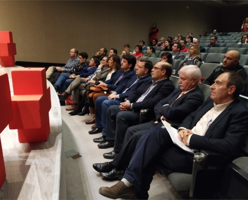 Agustín Moreno pone en valor el trabajo de Cruz Roja que permite “detectar necesidades y actuar donde se necesita para corregir desigualdades”